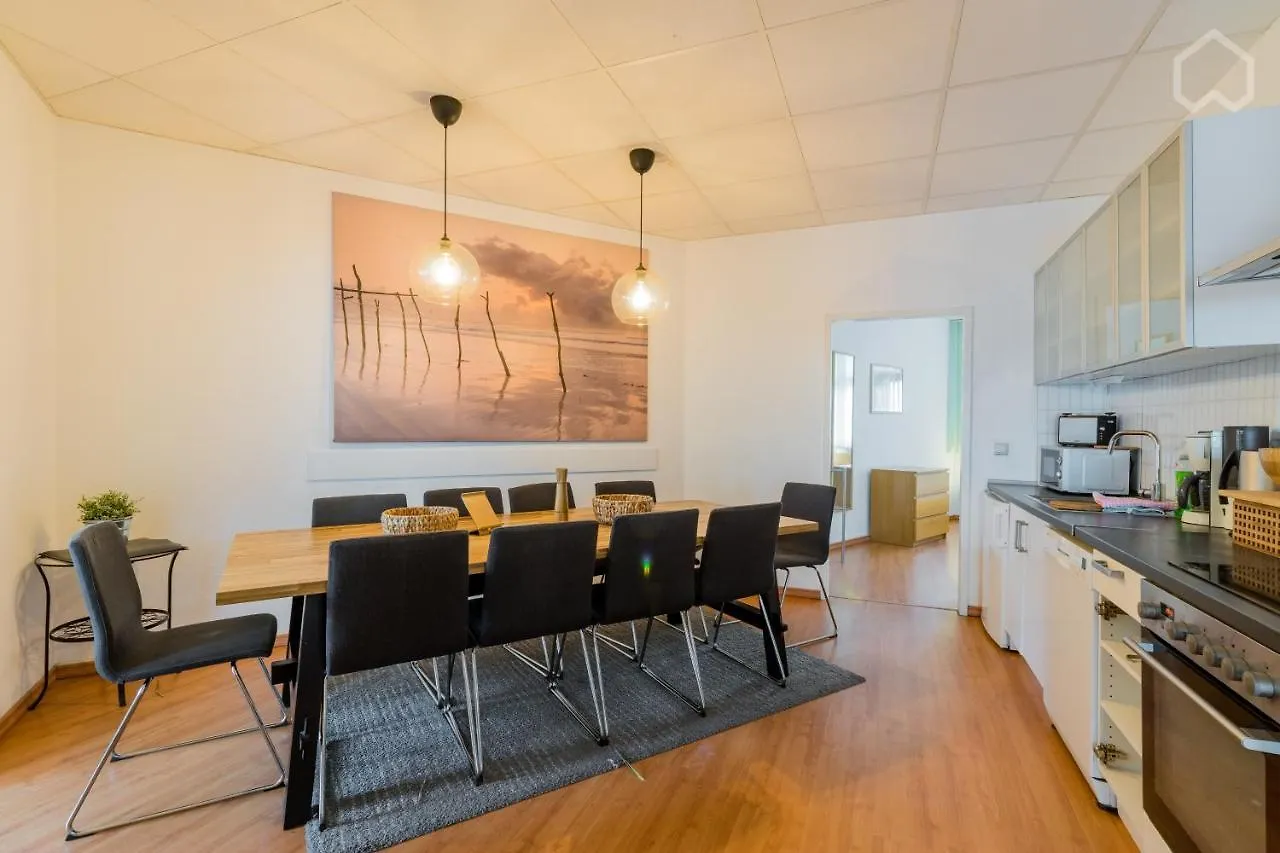 ברלין Spacious And Modern Furnished Apartment For 10 Guests